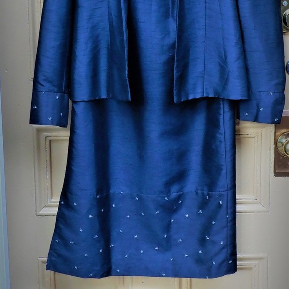 *** MANTIES *** 2 Pc SUIT / Dress  ~ Long Skirt & Jacket - Picture 2 of 4